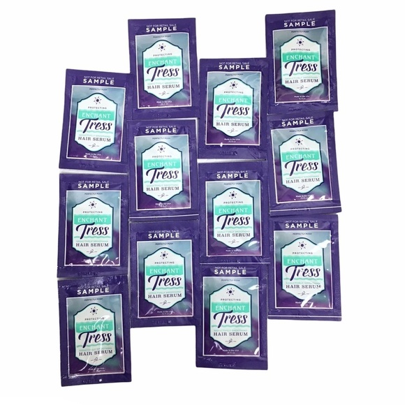 PERFECTLY POSH Enchantress Seductively Smoothing Hair Serum Samples 12 Packets - Picture 1 of 3